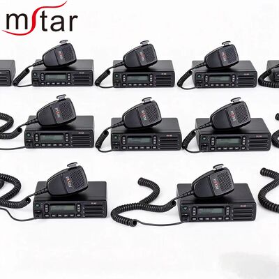 comprare MSTAR XPR2500 Segnale forte a lungo raggio pulsante programmabile walkie-talkie radio bidirezionale con display OLED fabbricazione online