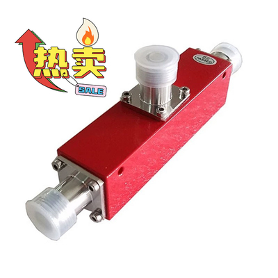 Repeater accessori antenna e alimentatore Migliorare le prestazioni della rete con MNPT-0628-02-NF Repeater Accessory Kit in rosso